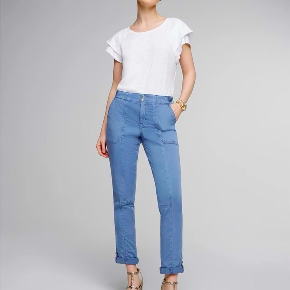 WHBM Midrise straight crop pants THIS SEASON - Picture 1 of 8